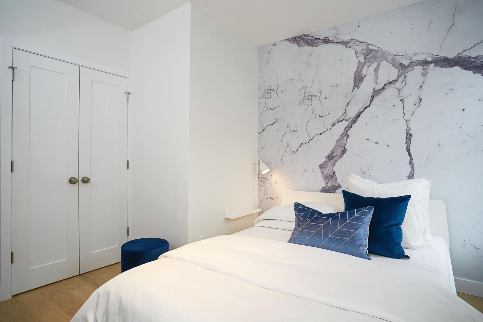 Explore Montreal From Sleek Contemporary Apartment By Den Stays Montréal Quarto foto